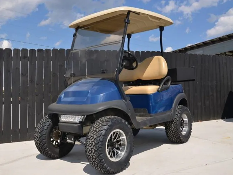 Jak otestovat nabíječku baterií golfového vozíku?