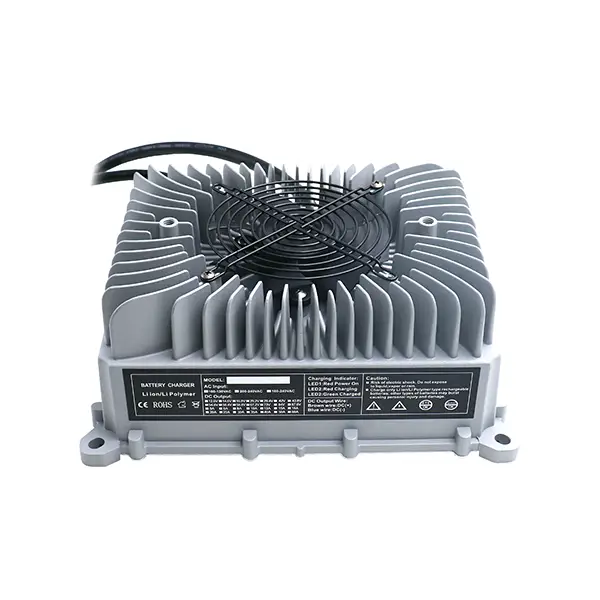 OBC 2000w přenosná nabíječka baterií Tuv pro golfová auta